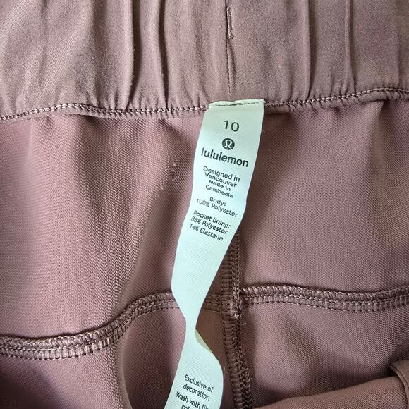 Lululemon On The Fly Pant *Woven 27" - Red Dust - Size 10 - Style # W5BPMS - Picture 10 of 10